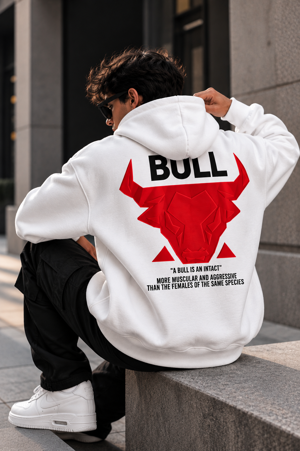 BULL Red Bull Graphic Oversized White Hoodie