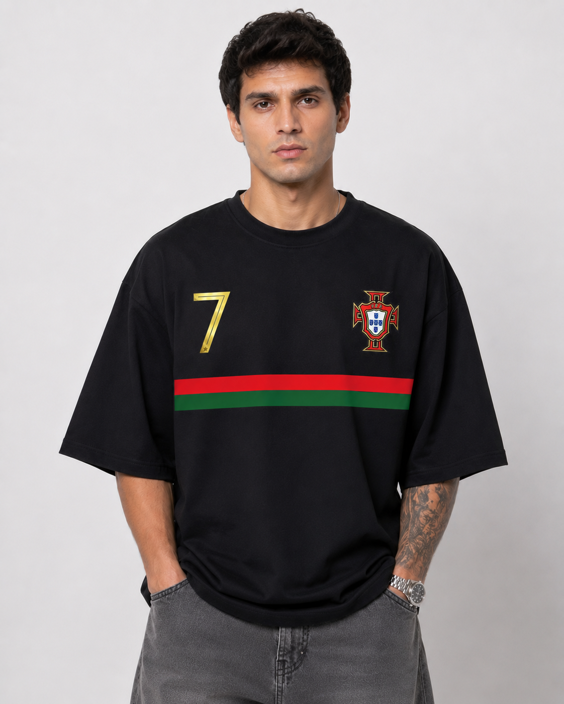 🇵🇹 Cristiano Ronaldo 7 Portugal Oversized T-Shirt – Black Gold Edition