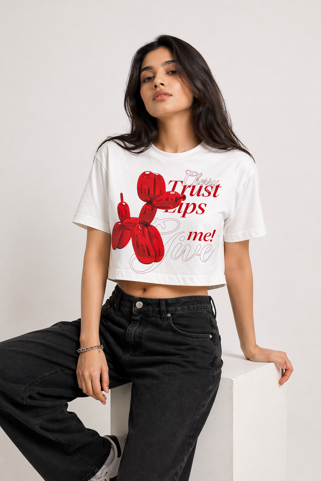 Women’s Graphic Crop Top T-Shirt